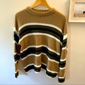 Vintage-look Urban Outfitters sweater size M
